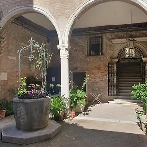 Appartamento Al Mezzanino, Palazzo Torniello, Venezia