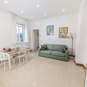 Agrippina House: Mura Vaticane Appartement Rome